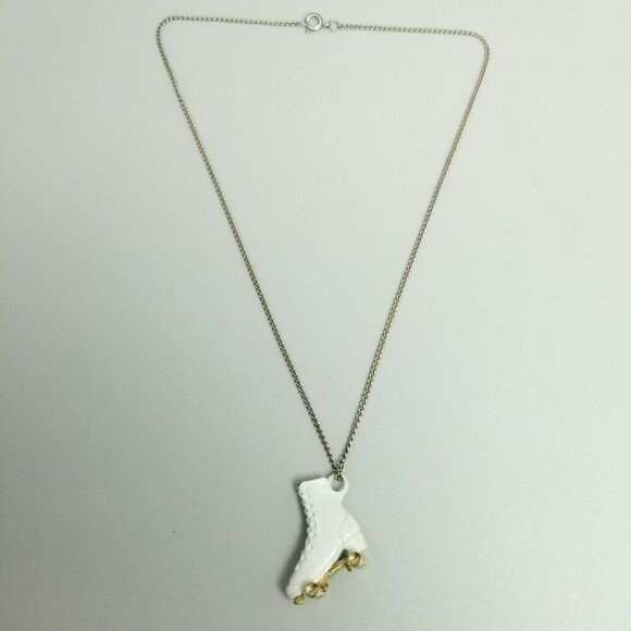 Vintage Roller Skate Pendant Necklace, White Enamel, Retro Style, Estate - Picture 8 of 9